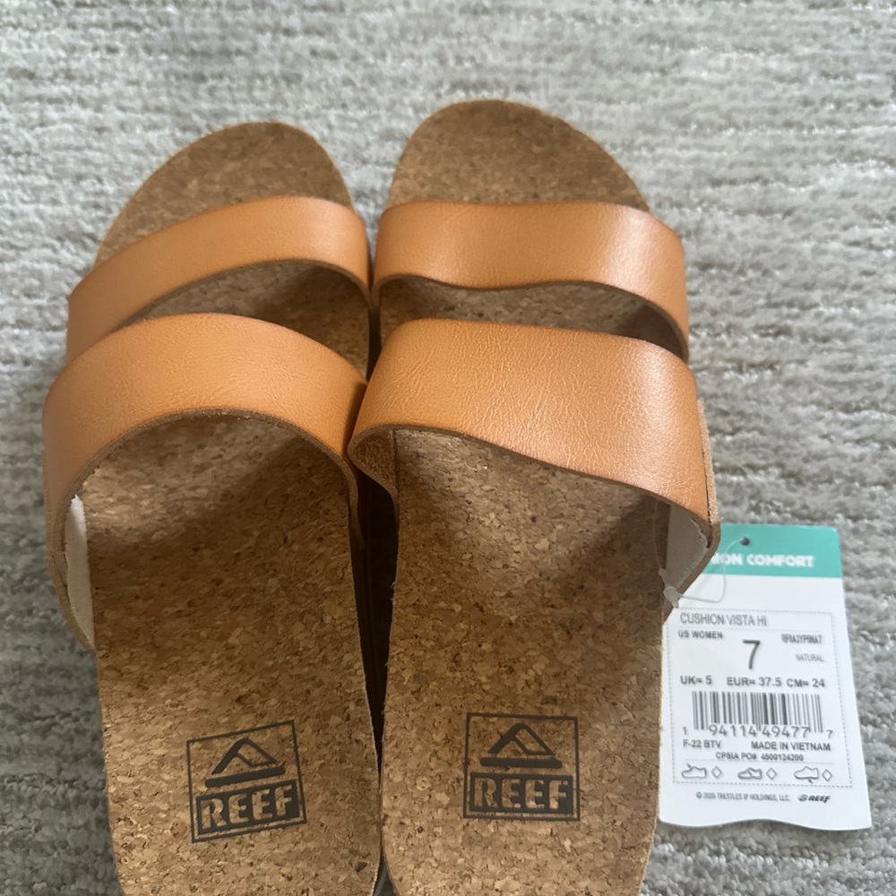 Reef Tan Women's Sandals